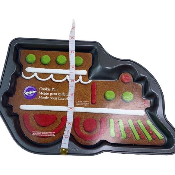 Wilton Christmas Train Cookie - Cake Pan - Picture 2 of 6